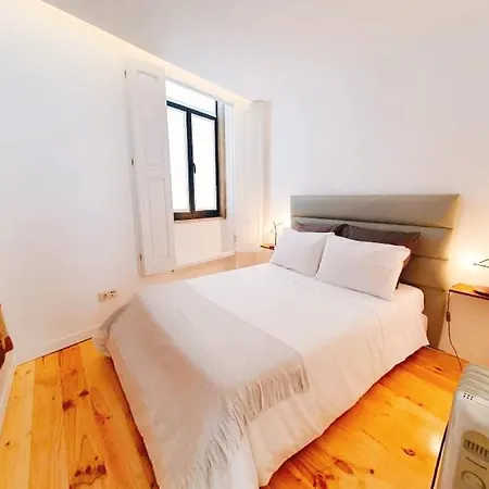 Casa Dos Sequeiras Port Wine Cellars *