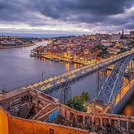 Casa Dos Sequeiras Port Wine Cellars * Vila Nova de Gaia