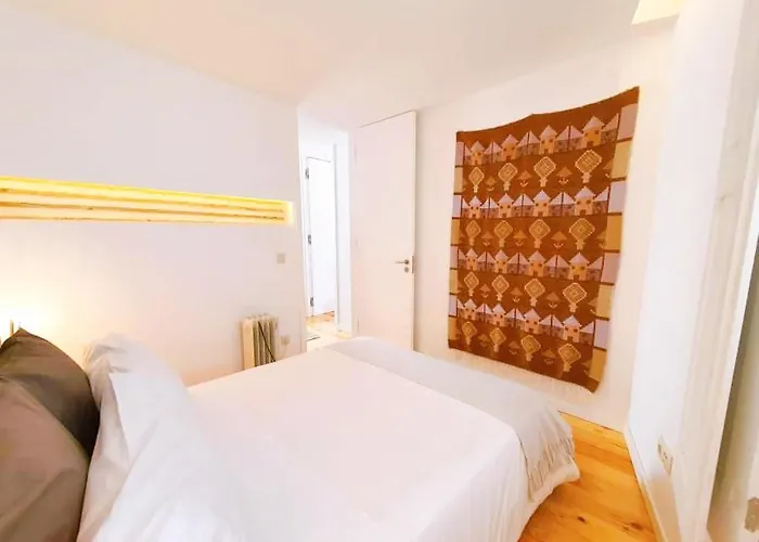 Casa Dos Sequeiras Port Wine Cellars * Vila Nova de Gaia