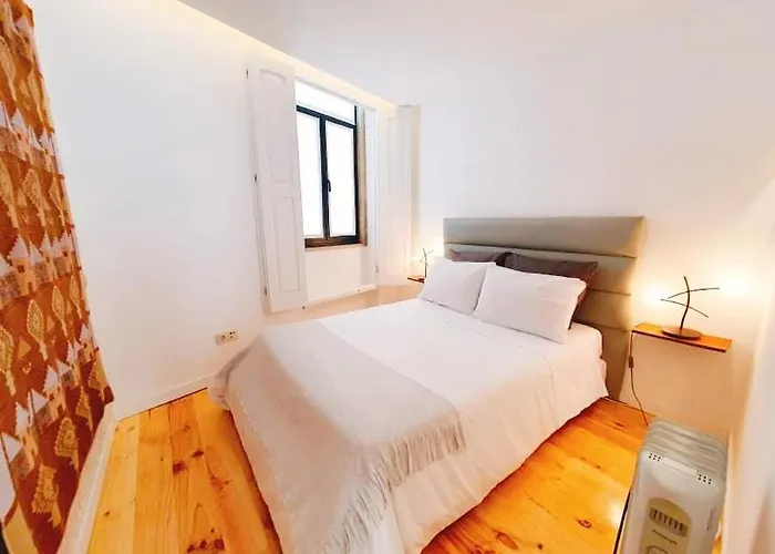 Casa Dos Sequeiras Port Wine Cellars *