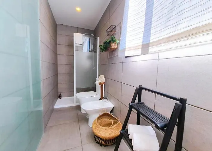 Casa Dos Sequeiras Port Wine Cellars * Vila Nova de Gaia